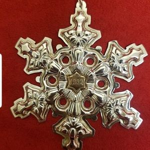 1982 Gorham Sterling Silver Snowflake ornament